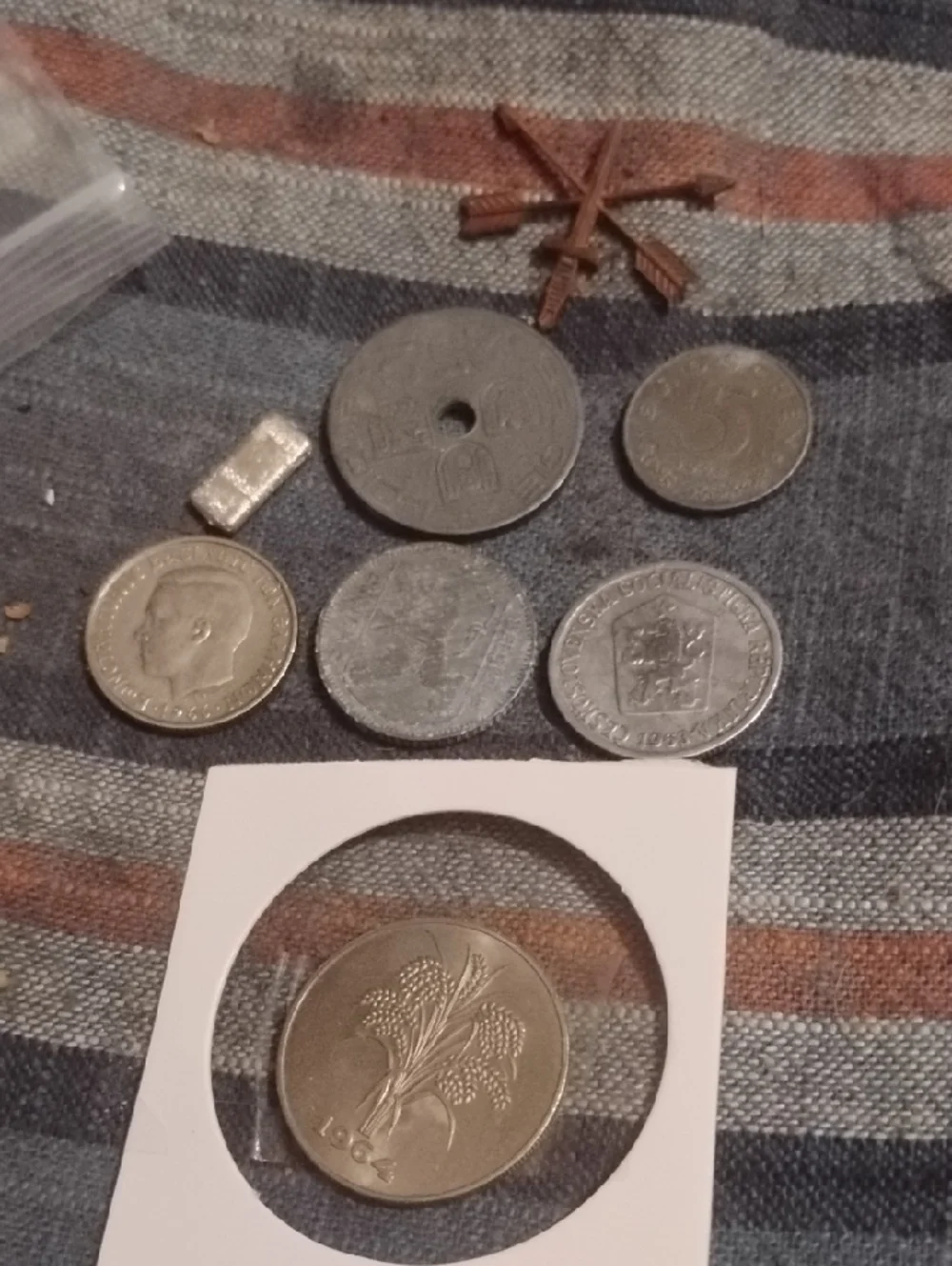 Men's Coin & Token Display Accessory with Silver Content+